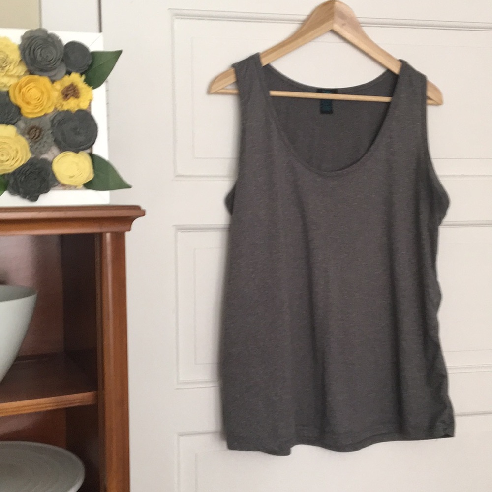 Rue 21 charcoal tank
